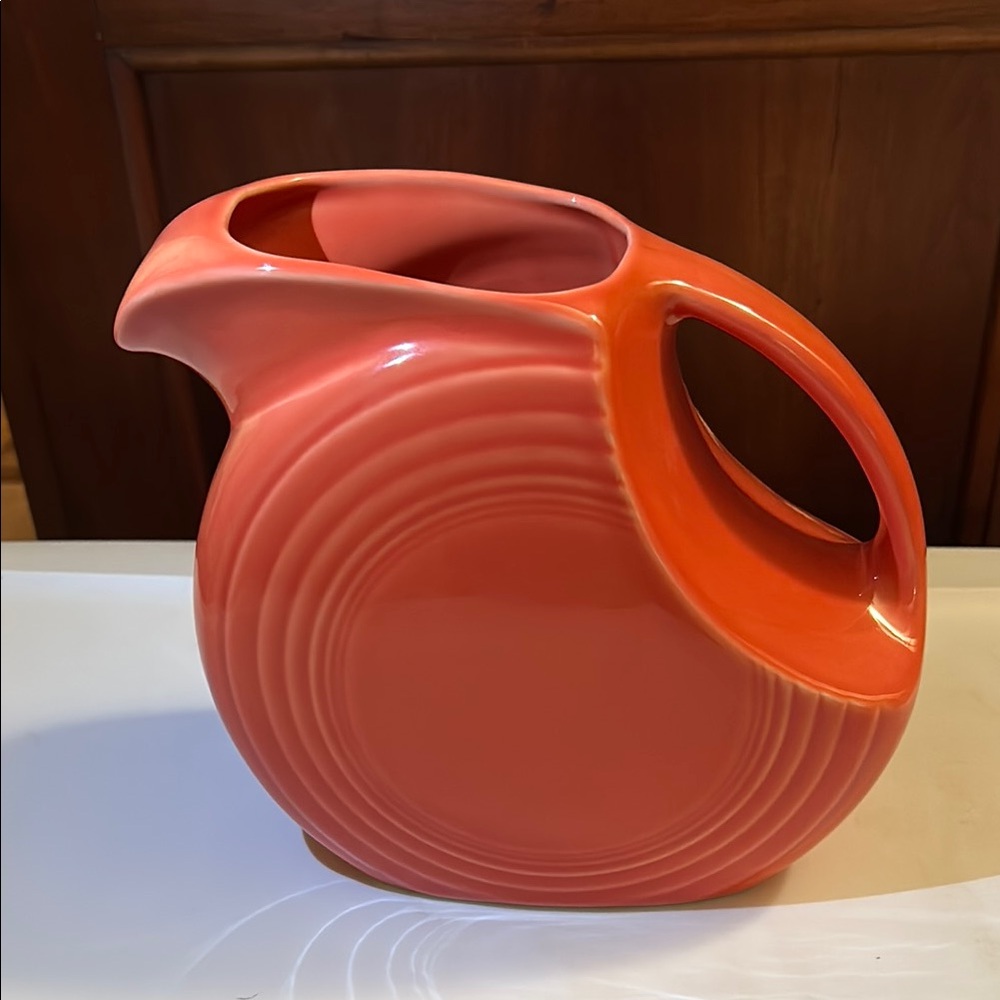 Fiesta Disk Pitcher Large 67 Oz